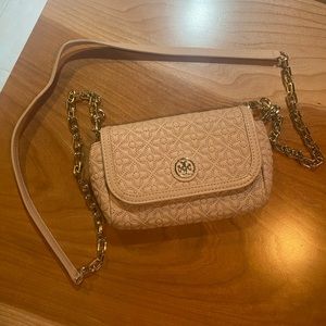 Tory Burch's Bryant Quilted blush crossbody